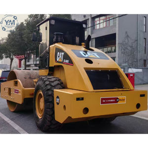 Used Caterpillar CS-683E Road Roller Low Hour Well-Maintained for Asphalt <b>Paving</b> Projects - Product Image 5