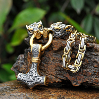 Cadeau souvenir nordique bijoux mythe nordique vente en gros hommes en acier inoxydable roi chaîne collier Thor marteau pendentif collier bijoux