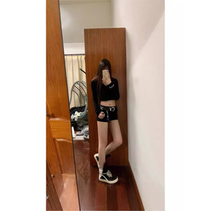 Pantalones cortos vaqueros rectos ajustados de cintura alta para mujer de verano 2025, pantalones vaqueros elásticos de estilo americano de talla grande, pantalones ajustados de pierna ancha a la cadera - Product Image 4