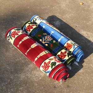 Alfombra de oración musulmana lavable y plegable, de poliéster, con diseño de jarrón de Oriente Medio, tejida a máquina y con mechones. - Product Image 1
