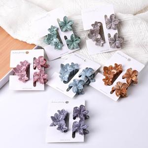 مجموعة زهور الفرانجيباني البلاستيكية MIO 6+4 سم، 3 قطع بألوان موراندي، مشبك شعر نسائي أنيق لحفلات الزفاف - Product Image 4