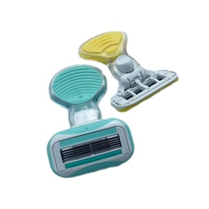 Maquinilla de afeitar de seguridad para Bikini, la mejor maquinilla de afeitar desechable de cinco hojas para <span class=keywords><strong>mujer</strong></span>, mango de goma a granel, maquinilla de afeitar femenina, impermeable para Bikini - Product Image 5