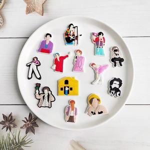 Ciondoli per Borse e Scarpe HY Popolari, Accessori Decorativi in PVC Stile <span class=keywords><strong>Harry</strong></span> Potter, Decorazioni per Zoccoli a Tema Pietra Nera per Ragazzi e Bambini - Product Image 5