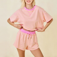 Ensemble décontracté pour femmes, t-shirt rayé à manches courtes en tissu éponge, pull-over et short, deux pièces