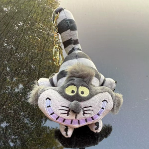 Pendentif en peluche Chat du Cheshire Miaomiao, adorable chat à grande bouche, porte-clés à longue queue, poupée pendentif de sac, en stock - Product Image 2