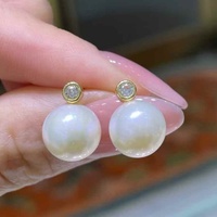 Élégantes boucles d'oreilles clous simples avec grande perle ronde, bijoux d'oreille en perle à haute brillance pour femme, pour mariage et usage quotidien