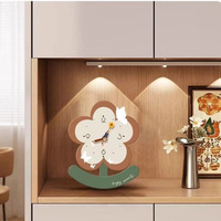 Reloj de Escritorio Moderno Minimalista de Estilo Nórdico con Cristal Esmerilado, Diseño Floral, Movimiento de Segunderos Saltantes, para Mesas y Muebles de TV