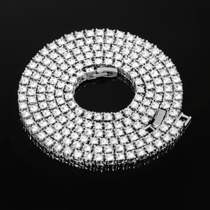Cadena de <span class=keywords><strong>tenis</strong></span> de 4 mm con colgante de cruz de diamantes de imitación, collar de aleación con incrustaciones de diamantes de imitación, unisex, logotipo personalizado <span class=keywords><strong>para</strong></span> proveedores de TEMU y <span class=keywords><strong>SHEIN</strong></span> - Product Image 1