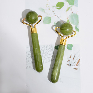 Ensemble de massage facial Gua Sha en cristal naturel pour médecine chinoise, rouleau de jade vert avec boîte, bricolage - Product Image 6