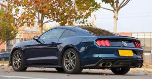 <span class=keywords><strong>Film</strong></span> métallique liquide de couleur bleue de légion de métal liquide d'animal familier <span class=keywords><strong>Film</strong></span> métallique liquide de feuille de vinyle de véhicule sans bulle d'air sur la voiture - Product Image 6