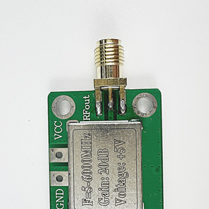 Module amplificateur de puissance de signal RF large bande 5-6000 MHz, gain 20 dB, 5 MHz-6 GHz, 85 mA - Product Image 1