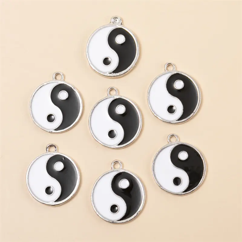 Antique Silver Plated Enamel Tai Chi YIN YANG Metal Charms Pendants For Jewelry Making DIY Black And White Yin Yang Accessories
