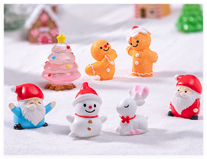 Kawai Juguetes Diy Figuras Adornos de Navidad Personalizados 3D Resina Muñeco de nieve Papá Noel Casa Pueblo Ciervo Árbol luminoso brillante - Product Image 5