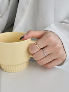 Tối giản thiết kế mới không gây dị ứng không bị xỉn màu S925 Bạc Rhodium 18K mạ vàng vòng tròn đánh bóng phụ nữ nhẫn trang sức phụ nữ - Product Image 4