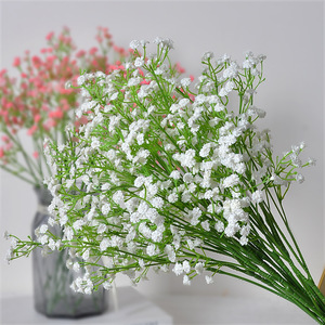 Fleur artificielle Gypsophile 42cm en caoutchouc souple réaliste pour décorations de mariage et bouquets - Product Image 1