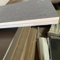 Vente en gros Meuble TV basse de quantité minimale de commande avec rangement Mobilier de salon moderne et luxueux Table TV en bois Console média Meuble TV gris