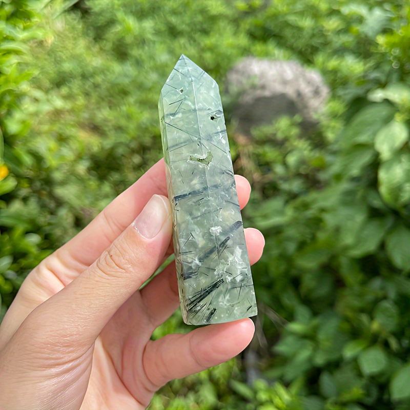 หินพรีไนต์ทรงแหลม 8-9 ซม./ชิ้น