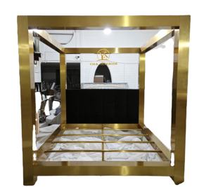 Элитная кровать King-size <span class=keywords><strong>Kensington</strong></span> с металлическим каркасом из нержавеющей стали и обитой тканью изголовьем с панелями, отделанными пуговицами, золотистые металлические кровати - Product Image 1