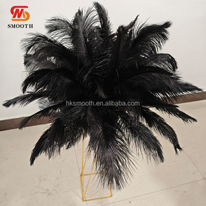 Plumes d'autruche artificielles blanches lisses en gros pour la décoration de centre de table de mariage - Product Image 6