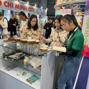 El mejor precio para el arroz glutinoso negro de textura suave de calidad superior de comida saludable del sur del Mekong - Product Image 1