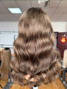High Quality 100% Natural European Remy Virgin Human Hair Wig with Transparent for Lace Body Wave Highlights for White Women - Product Image 5