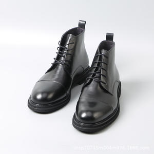 รองเท้าบูทมาร์ติน หนังวัว พื้นหนา ซิปด้านข้างหนังแท้ ลายแกะสลักสไตล์อังกฤษ - Product Image 5