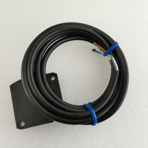 เซนเซอร์โฟโตอิเล็กทริก <span class=keywords><strong>E3Z</strong></span>-<span class=keywords><strong>D61</strong></span>-M1J 0.3ม. <span class=keywords><strong>E3Z</strong></span> แสงสะท้อนแบบกระจายของดั้งเดิม - Product Image 2