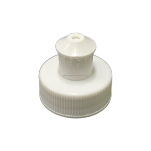 Tapa elástica de plástico OEM <span class=keywords><strong>28</strong></span>/400 personalizada de fábrica, tapa de cierre Push-Pull de 28mm con lado acanalado para botellas de líquido - Product Image 1