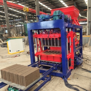 Machine à briques creuses QT4-<span class=keywords><strong>25</strong></span>, machine automatique <span class=keywords><strong>de</strong></span> fabrication <span class=keywords><strong>de</strong></span> blocs <span class=keywords><strong>de</strong></span> béton solides, <span class=keywords><strong>prix</strong></span> d'usine - Product Image 3