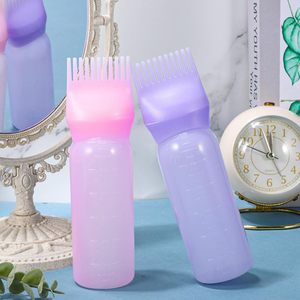 Bouteille applicatrice moderne en plastique pour coloration et permanente avec peigne et brosse pour salon de coiffure, idéale pour shampoing, lotion, huile et colorant. - Product Image 5