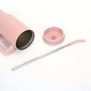 Gobelet isotherme double paroi en acier inoxydable avec poignée et paille, personnalisable avec logo, pour l'extérieur, écologique, pour voiture, vente en gros - Product Image 4
