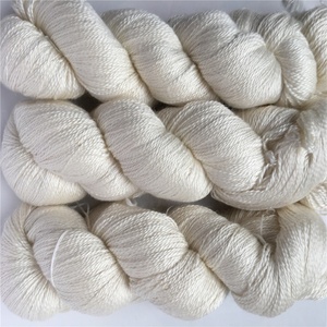 Fil à tricoter naturel non teint, 50% soie, 50% mérinos, poids fin, 100g, 700m - Product Image 5