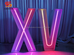 Luces LED RGB con Letras XV para Decoración de Eventos, Fiestas y Fondos de Boda - Product Image 2