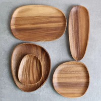 Vente en gros de plateaux en bois massif personnalisables noyer sud-américain design classique durable pour les fêtes maison cuisine restaurants