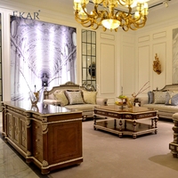Meuble TV de style Empire américain doré |   Console multimédia classique de luxe avec urne-médaillon - EKAR FURNITURE
