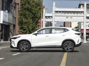 Potente Changan X5 PLUS 2026 Seconda Generazione 1.5L <span class=keywords><strong>MT</strong></span> Edizione Lusso Spaziosa Nuova <span class=keywords><strong>Auto</strong></span> - Product Image 3