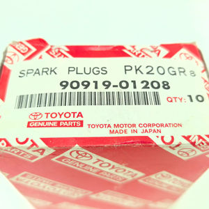 Bujía PK20GR8 90919-01208: Liquidación, Cantidad Limitada, Por Orden de Llegada. - Product Image 2