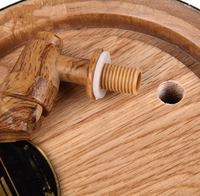 Tonneau de vin en bois de chêne massif avec logo personnalisé en bois pour le stockage du whisky esprit Vintage tonneau de vin de whisky