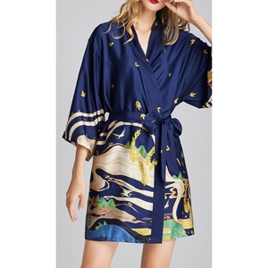 Set di Pigiama in Raso di Seta con Pizzo Floreale, Scollo a V, Tentazione Sensuale, Abbigliamento da Notte per Donne, Prodotto dalla Fabbrica di Guangzhou - Product Image 4
