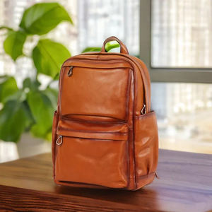 Sac à dos de voyage personnalisé en cuir de vache pleine fleur 100% étanche avec USB et fermeture à glissière fabriqué par Best Backpack Maker - Product Image 5