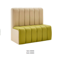 Bancs de restaurant modernes en cuir rembourrés, couleur et matériaux personnalisables pour café et hôtel