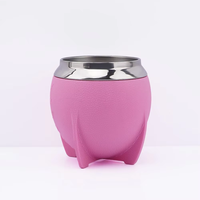 Taza de yerba mate Taza de té mate de calabaza aislada