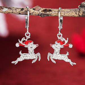 Orecchini Pendenti a Forma di Renna Natalizia per Donne, Gioielli Festivi con Cappello di Babbo Natale in Smalto - Product Image 1