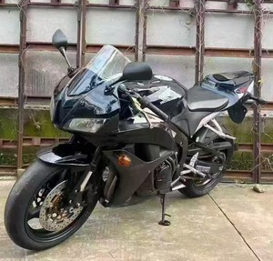 <span class=keywords><strong>Moto</strong></span> sportive haute performance Honda1 CBR600 <span class=keywords><strong>600cc</strong></span> à quatre cylindres en ligne refroidie par liquide avec injection électronique - Product Image 4