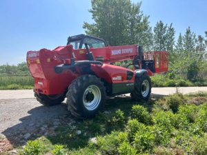 <span class=keywords><strong>MANITOU</strong></span> Chariot <span class=keywords><strong>télescopique</strong></span> <span class=keywords><strong>12m</strong></span> Peinture d'origine Sans fuite d'huile Entièrement inspecté Prêt à être expédié - Product Image 4