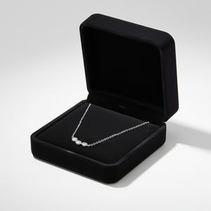 Collar con Colgante de Diamantes Naturales de Tres Piedras en Oro Blanco Sólido de 18K, Estilo Elegante y Popular, Regalo de Boda para Mujer - Product Image 2