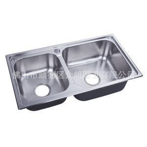 Évier double en acier inoxydable 304 C-S762B, finition brossée mate, à encastrer, pour cuisine, avec un évier gauche plus petit et un évier droit plus grand - Product Image 2