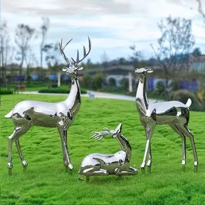 Décoration moderne de jardin Animal Miroir poli Grande taille Statue de cerf en acier inoxydable Statue d'artisanat en métal