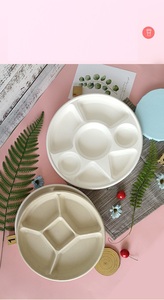 <span class=keywords><strong>7</strong></span> ngăn tùy chỉnh giấy dùng một lần ăn trưa tấm khay với nắp bên sự lựa chọn không thấm nước dầu chịu mài mòn Bộ đồ ăn dùng một lần - Product Image 3