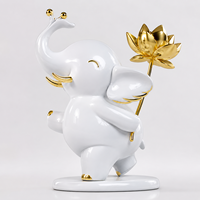 Sculpture d'éléphant blanc en résine personnalisée avec motif de lotus doré, résistante à la corrosion, logo personnalisé pour la décoration d'hôtels, de centres commerciaux et de jardins